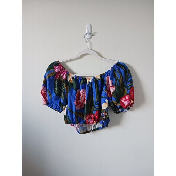 Cupcakes and Cashmere Floral Linen Blend Crop Top Puff Sleeve Blue Size XS NWT - Picture 2 of 7